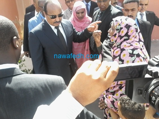 سيدة قالت إن الرئيس خالها وتريد لقاءه 