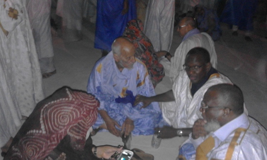 ولد أحمدوا مع فريقه من المذادين عن الحوض 