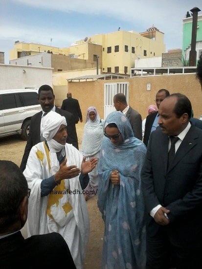 الرئيس يستمع إلى شكاوى المتظلمين من إسكان بحضور الوزيرة 