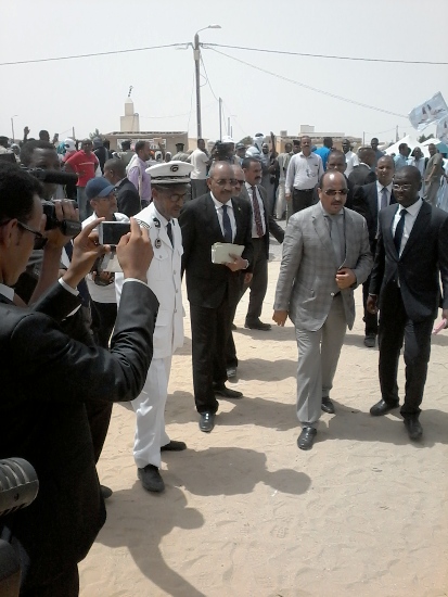 لحظة وصول الرئيس لمقاطعة الرياض في ختام زيارته 