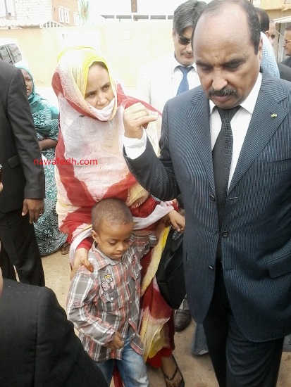 السيدة التي طالبت الرئيس بعلاج ابنها فأحالها لديوانه 